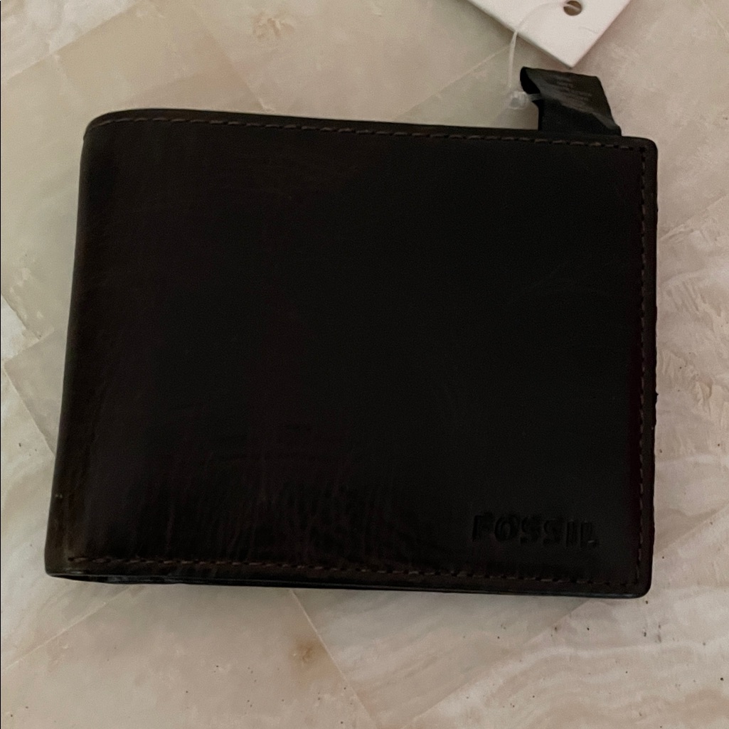 Fossil Dark Brown Leather Key Card Holder Fossil Dark Brown Leather Key Card Holder
